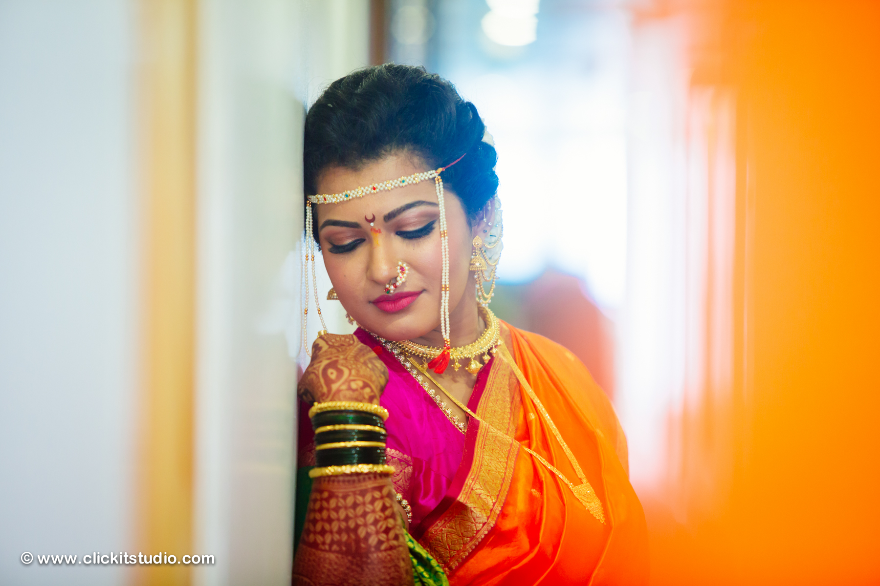 This image has an empty alt attribute; its file name is maharashtrianbrideportraitposes.jpg